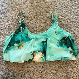Large SHEIN bathing suit top size large NEVER WORN